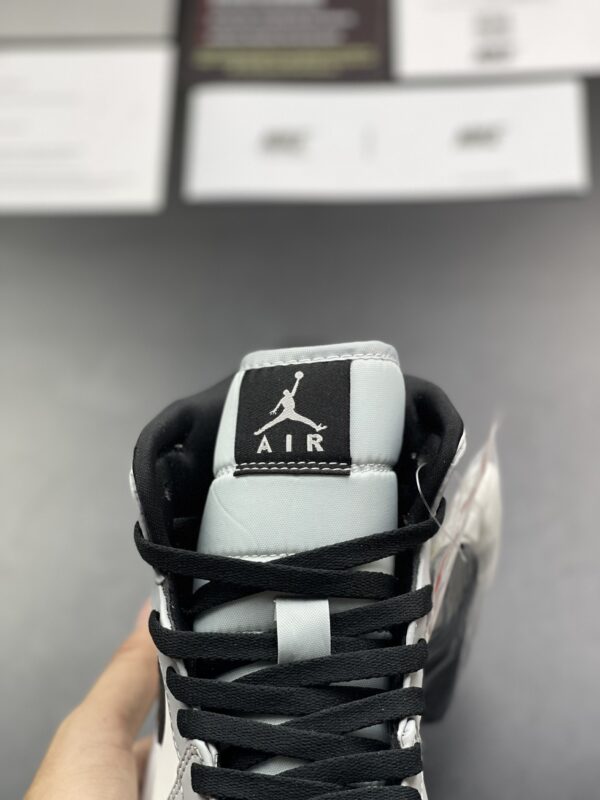 Giày Nike Jordan trắng xám rep 1:1